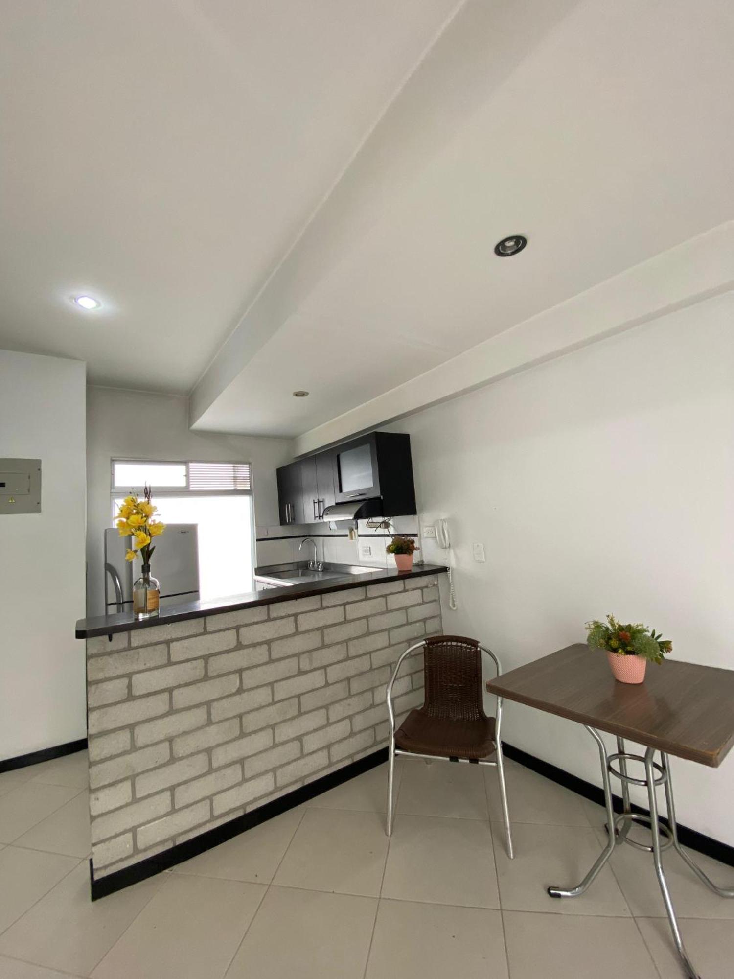 Apartaestudios Laureles Medellín Eksteriør bilde